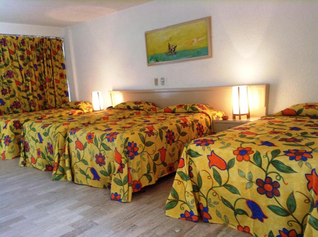 Sands Acapulco Hotel & Bungalows Екстериор снимка